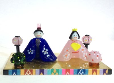 画像1: ひな人形（雛人形）　新雛飾りセット（台付き）　ひなまつり　ガラス細工　雑貨　置物